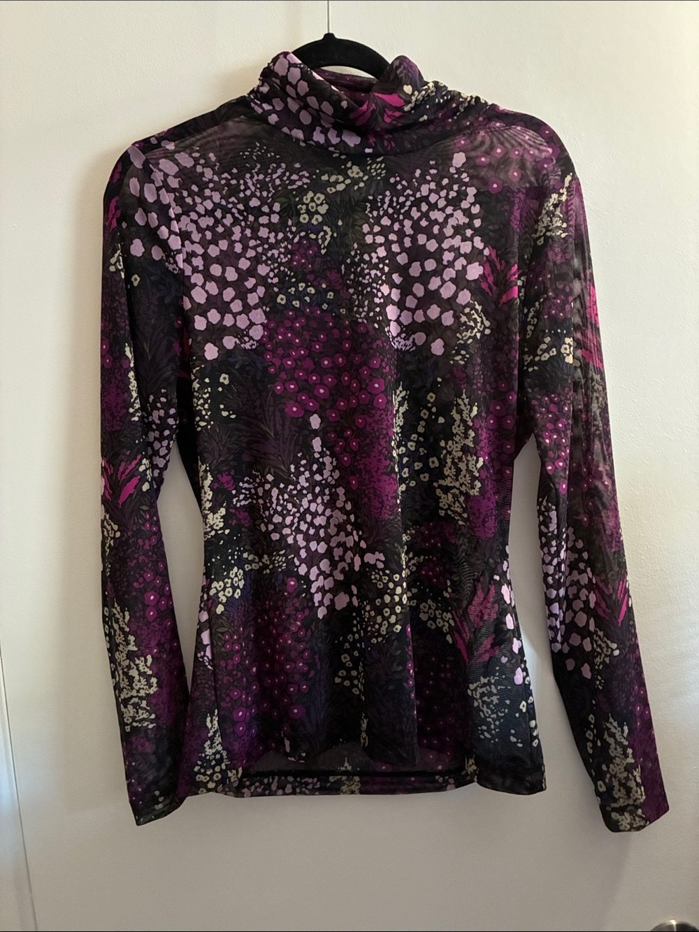 White House Black Market Top